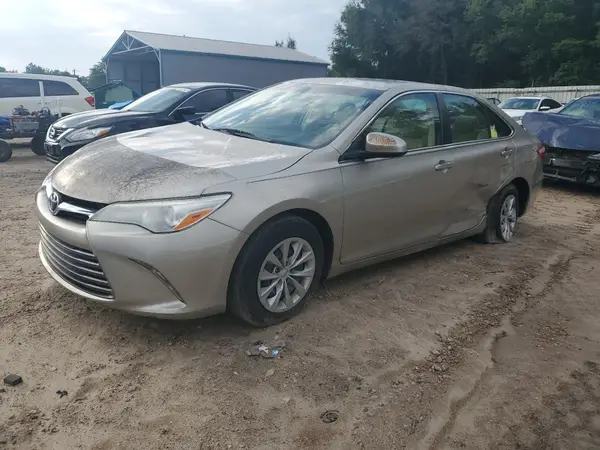 4T1BF1FK8HU418893 2017 TOYOTA CAMRY - Image 1