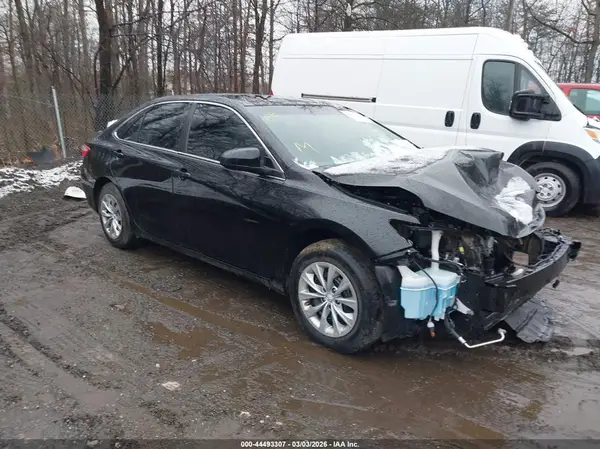 4T1BF1FK8HU425505 2017 TOYOTA CAMRY - Image 1