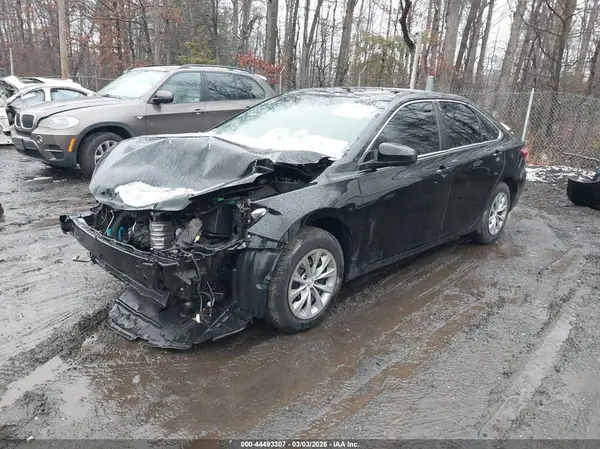 4T1BF1FK8HU425505 2017 TOYOTA CAMRY - Image 2