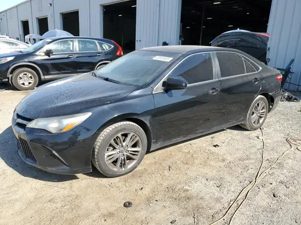 4T1BF1FK8HU425987 2017 TOYOTA CAMRY - Image 1