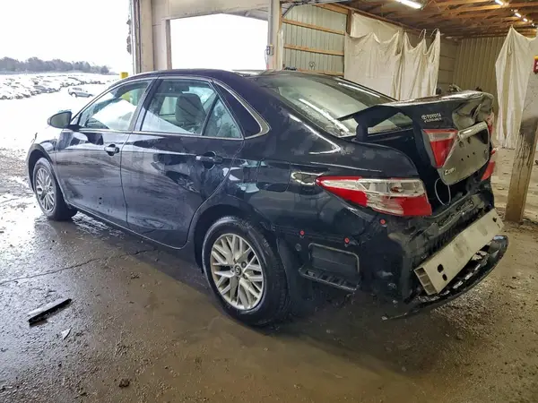 4T1BF1FK8HU426735 2017 TOYOTA CAMRY - Image 2