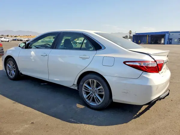 4T1BF1FK8HU427545 2017 TOYOTA CAMRY - Image 2