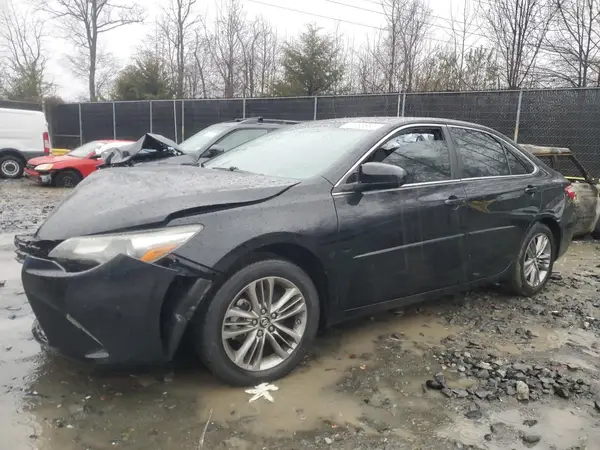 4T1BF1FK8HU427643 2017 TOYOTA CAMRY - Image 1