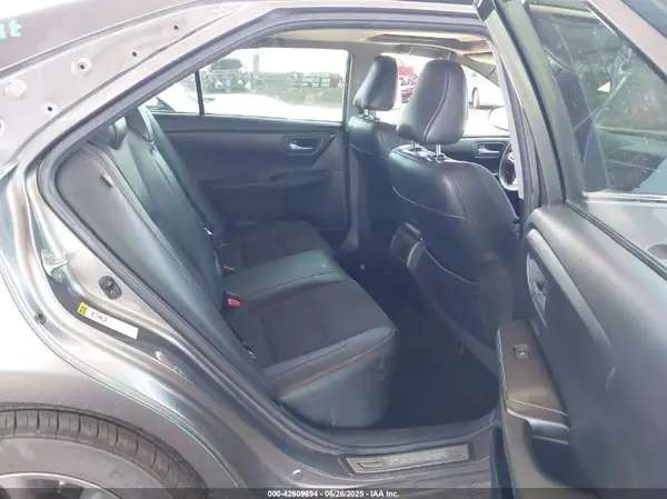 4T1BF1FK8HU430414 2017 TOYOTA CAMRY - Image 8