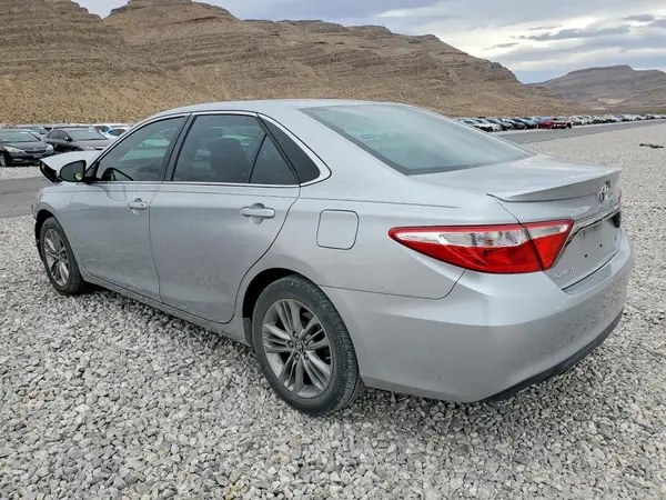 4T1BF1FK8HU430901 2017 TOYOTA CAMRY - Image 2