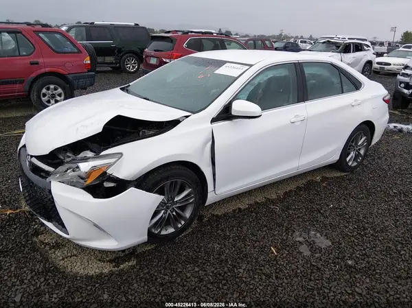 4T1BF1FK8HU432938 2017 TOYOTA CAMRY - Image 2