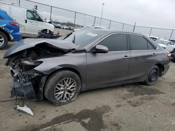 4T1BF1FK8HU433636 2017 TOYOTA CAMRY - Image 1