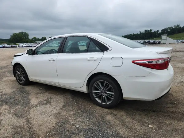 4T1BF1FK8HU435922 2017 TOYOTA CAMRY - Image 2