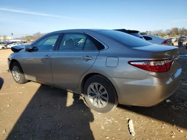 4T1BF1FK8HU436777 2017 TOYOTA CAMRY - Image 2
