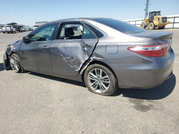 4T1BF1FK8HU437153 2017 TOYOTA CAMRY - Image 2