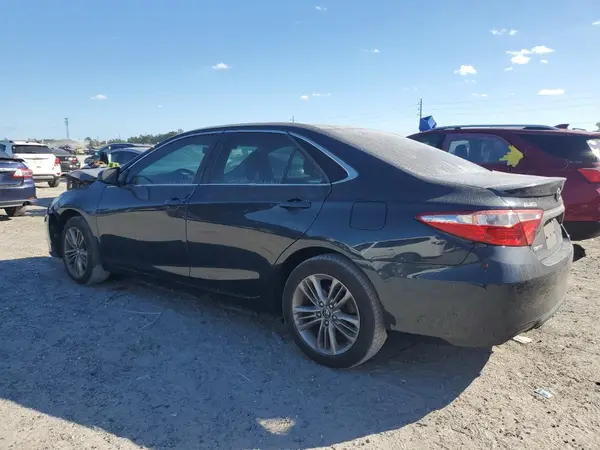 4T1BF1FK8HU438223 2017 TOYOTA CAMRY - Image 2