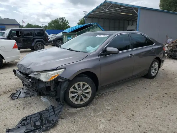 4T1BF1FK8HU441834 2017 TOYOTA CAMRY - Image 1
