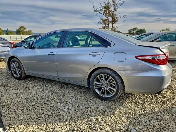 4T1BF1FK8HU446595 2017 TOYOTA CAMRY - Image 2