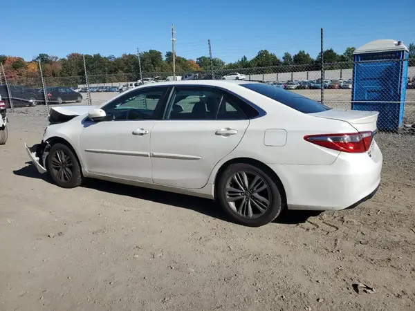 4T1BF1FK8HU454082 2017 TOYOTA CAMRY - Image 2