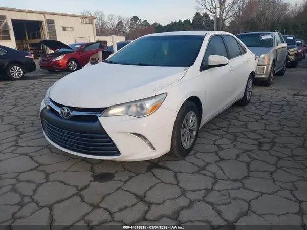 4T1BF1FK8HU454423 2017 TOYOTA CAMRY - Image 2
