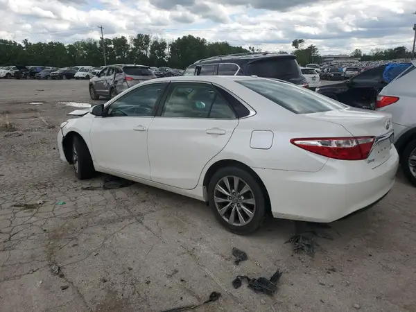 4T1BF1FK8HU616230 2017 TOYOTA CAMRY - Image 2