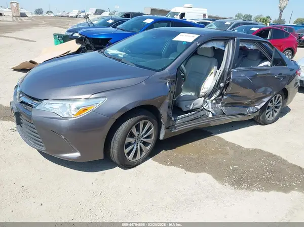 4T1BF1FK8HU616275 2017 TOYOTA CAMRY - Image 2