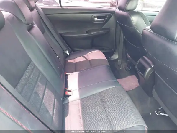 4T1BF1FK8HU618625 2017 TOYOTA CAMRY - Image 8