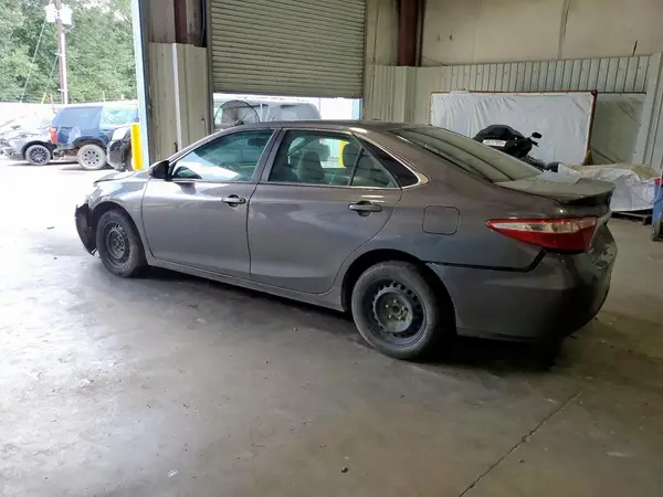 4T1BF1FK8HU624408 2017 TOYOTA CAMRY - Image 2