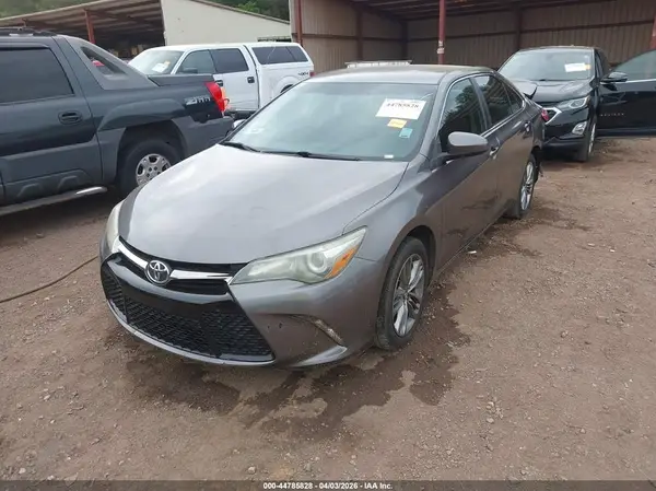 4T1BF1FK8HU628491 2017 TOYOTA CAMRY - Image 2