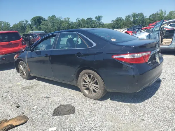 4T1BF1FK8HU630001 2017 TOYOTA CAMRY - Image 2