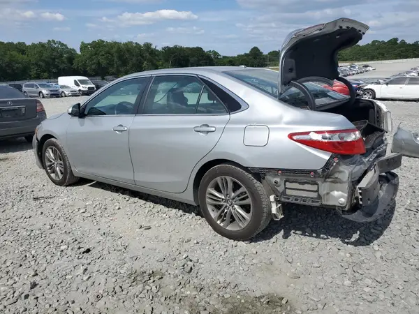 4T1BF1FK8HU630399 2017 TOYOTA CAMRY - Image 2