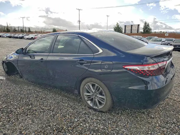 4T1BF1FK8HU630581 2017 TOYOTA CAMRY - Image 2