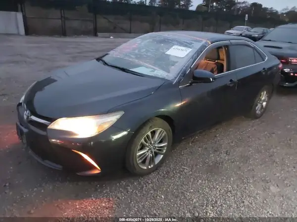 4T1BF1FK8HU630659 2017 TOYOTA CAMRY - Image 2