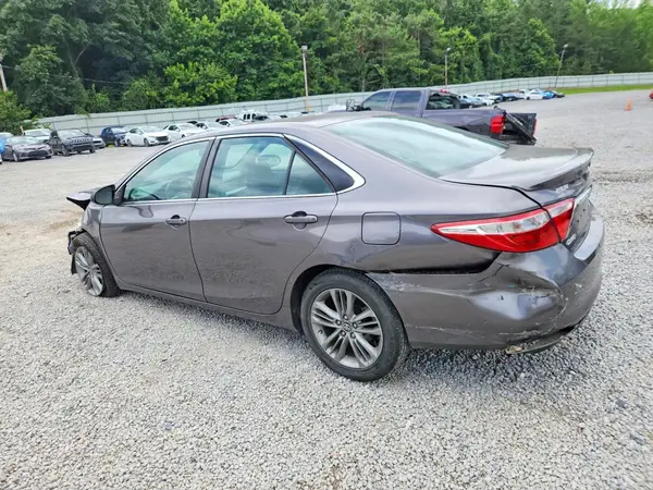 4T1BF1FK8HU631407 2017 TOYOTA CAMRY - Image 2