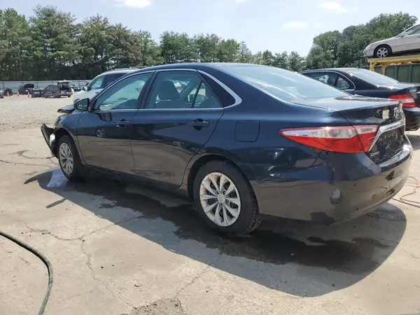 4T1BF1FK8HU632802 2017 TOYOTA CAMRY - Image 2