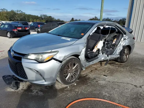 4T1BF1FK8HU633187 2017 TOYOTA CAMRY - Image 1