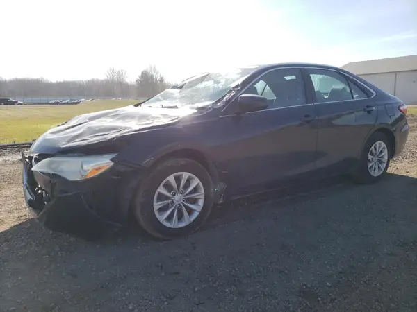 4T1BF1FK8HU634002 2017 TOYOTA CAMRY - Image 1