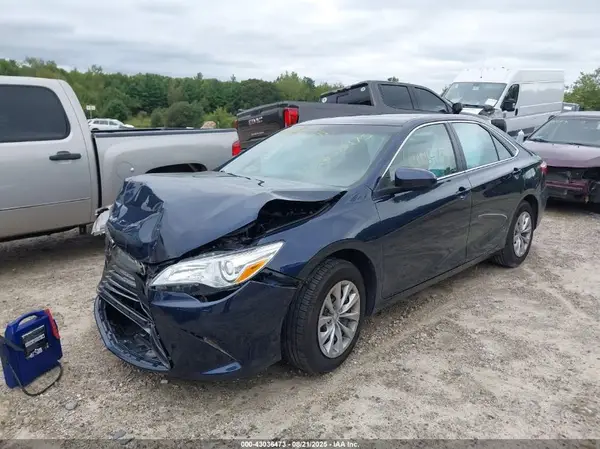 4T1BF1FK8HU635358 2017 TOYOTA CAMRY - Image 2