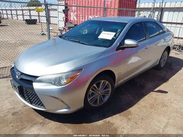 4T1BF1FK8HU635408 2017 TOYOTA CAMRY - Image 2