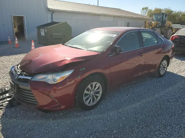 4T1BF1FK8HU635991 2017 TOYOTA CAMRY - Image 1