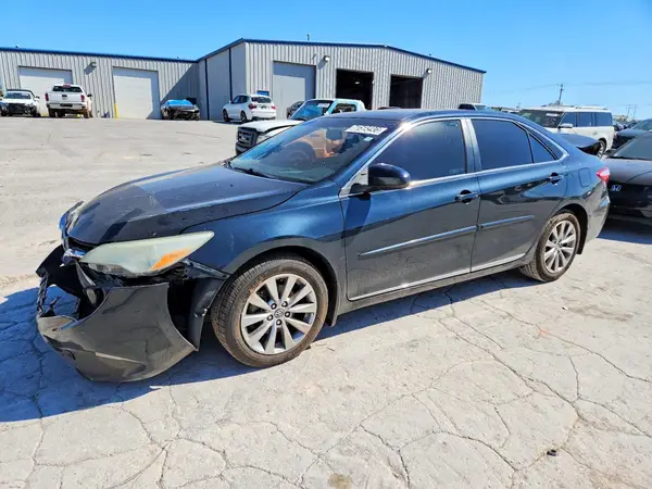4T1BF1FK8HU637126 2017 TOYOTA CAMRY - Image 1
