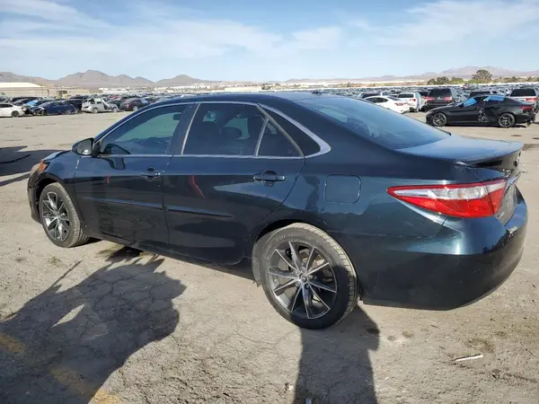 4T1BF1FK8HU638003 2017 TOYOTA CAMRY - Image 2