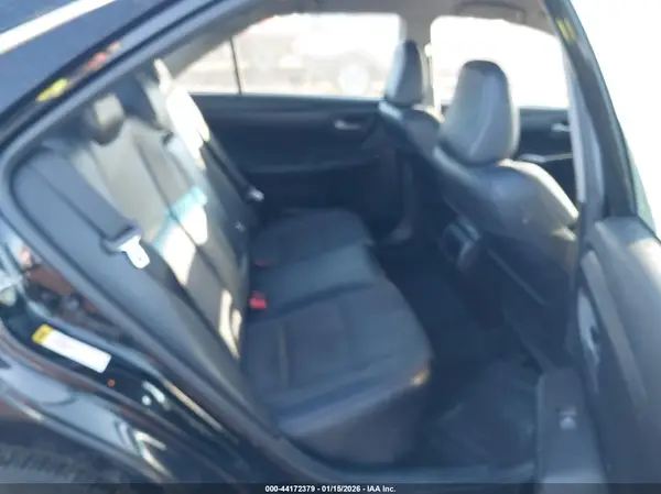 4T1BF1FK8HU640916 2017 TOYOTA CAMRY - Image 8