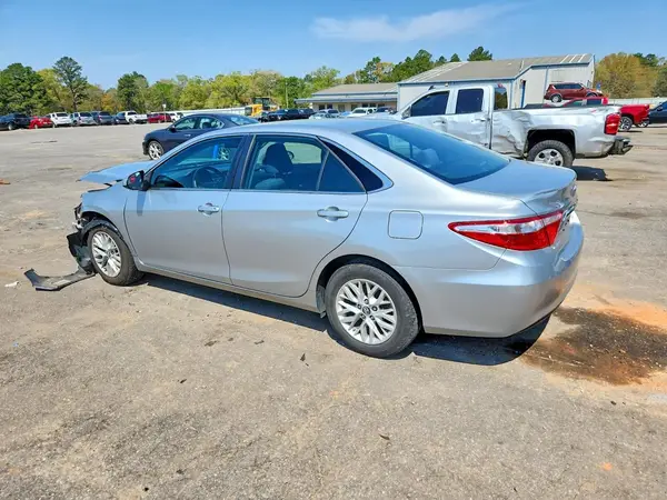 4T1BF1FK8HU642908 2017 TOYOTA CAMRY - Image 2