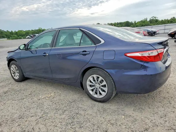 4T1BF1FK8HU643038 2017 TOYOTA CAMRY - Image 2