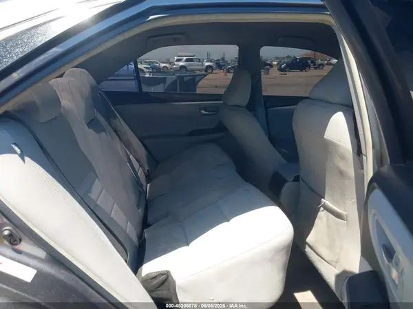 4T1BF1FK8HU643220 2017 TOYOTA CAMRY - Image 8