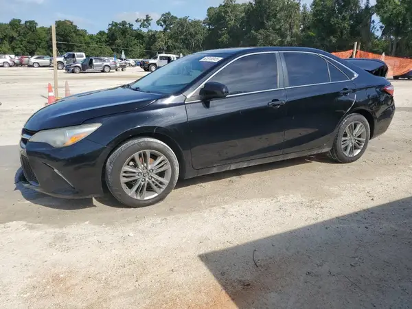 4T1BF1FK8HU643587 2017 TOYOTA CAMRY - Image 1
