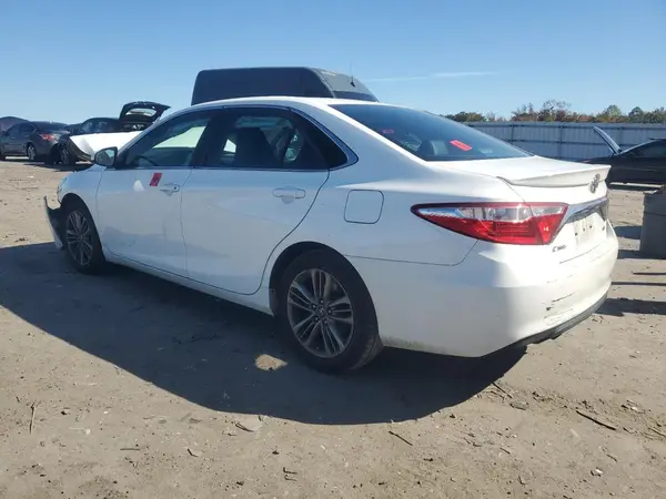 4T1BF1FK8HU647591 2017 TOYOTA CAMRY - Image 2