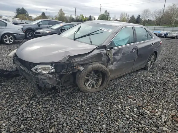 4T1BF1FK8HU648224 2017 TOYOTA CAMRY - Image 1