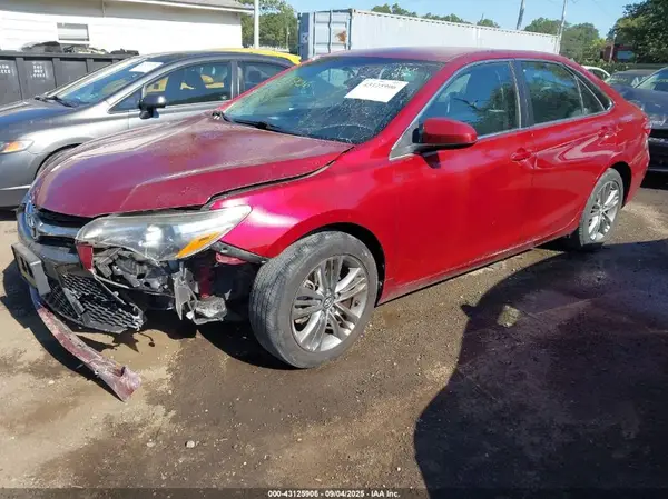 4T1BF1FK8HU648644 2017 TOYOTA CAMRY - Image 2