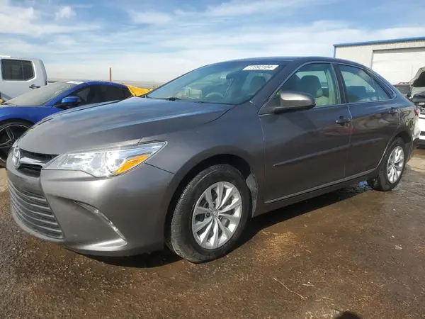 4T1BF1FK8HU649888 2017 TOYOTA CAMRY - Image 1