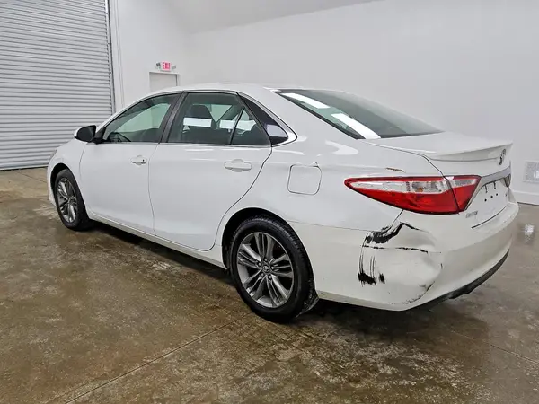 4T1BF1FK8HU651799 2017 TOYOTA CAMRY - Image 2