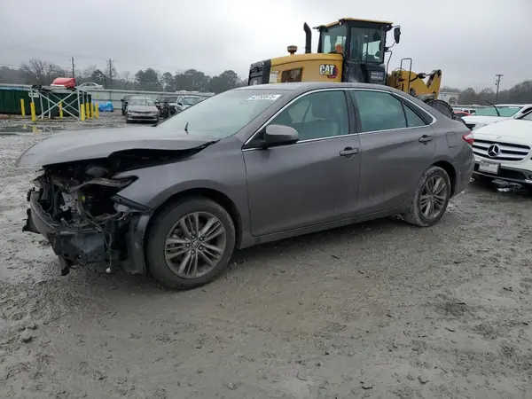 4T1BF1FK8HU655125 2017 TOYOTA CAMRY - Image 1
