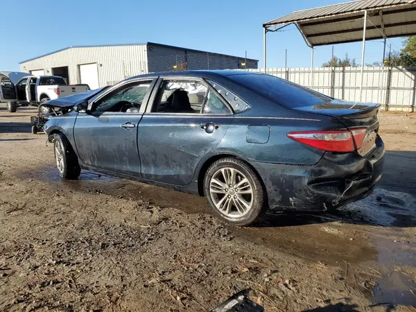 4T1BF1FK8HU663239 2017 TOYOTA CAMRY - Image 2