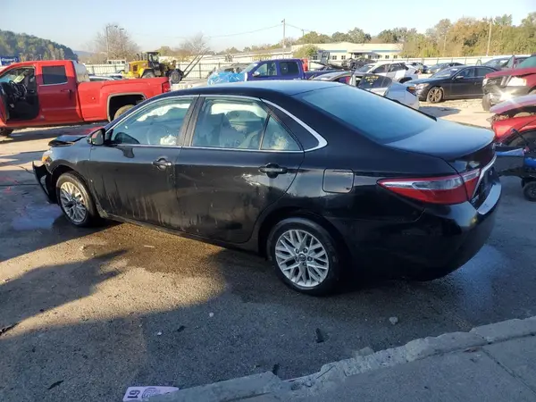 4T1BF1FK8HU664231 2017 TOYOTA CAMRY - Image 2
